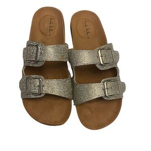 Nicole Miller New York Slides